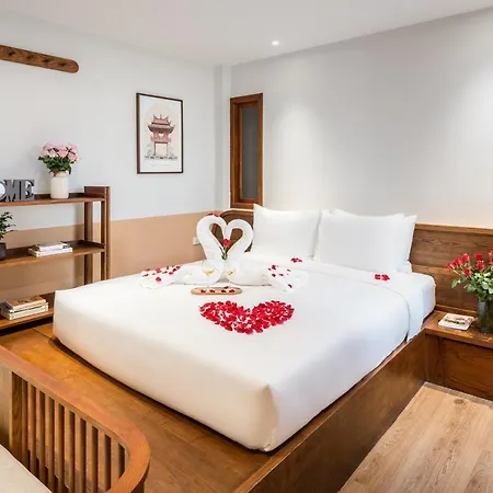 Le Parfum Apartment And Hotel Hanoi Exterior photo
