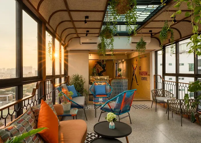 Le Parfum Apartment And Hotel