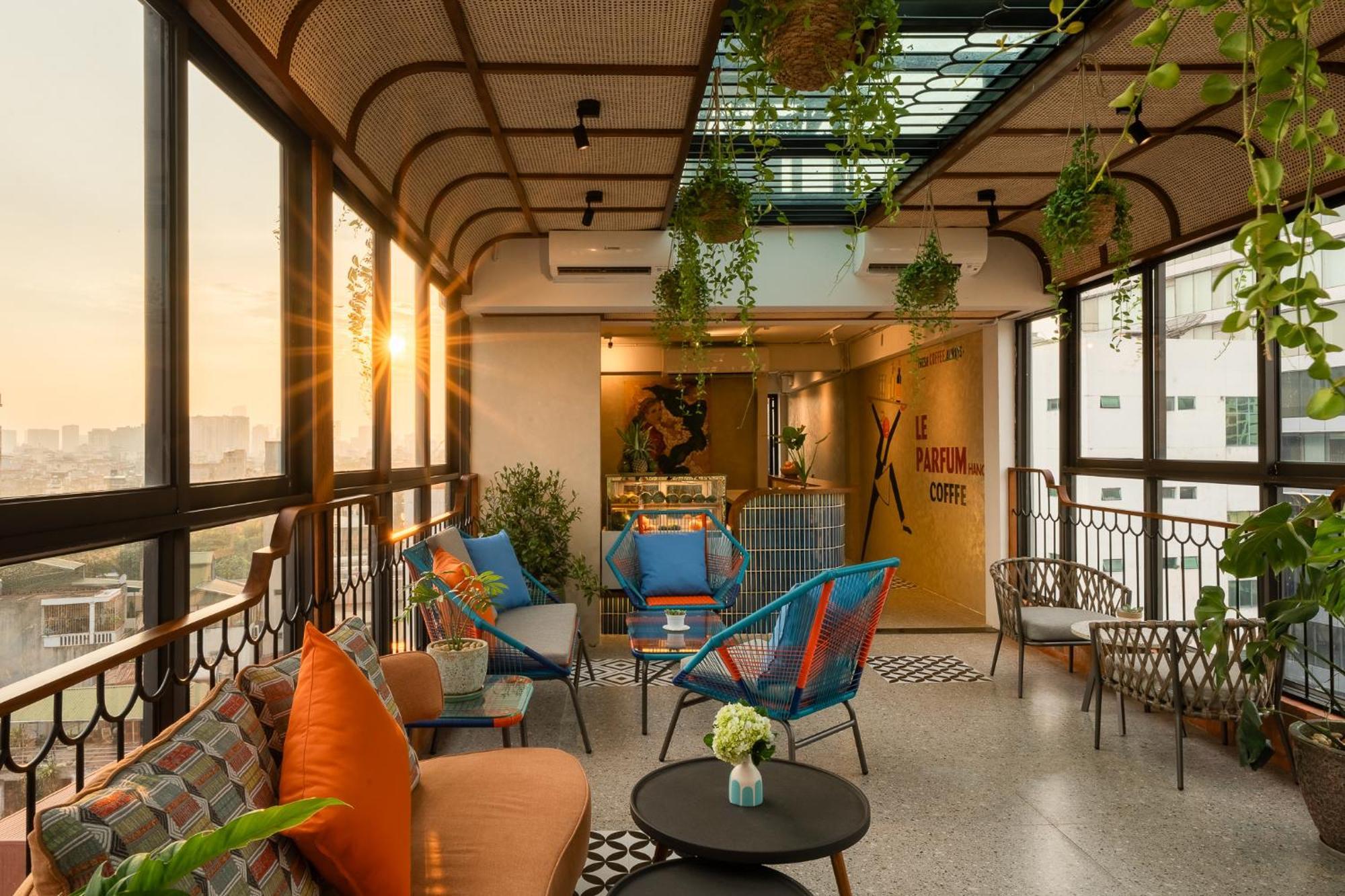 Le Parfum And Appartement Hanoï