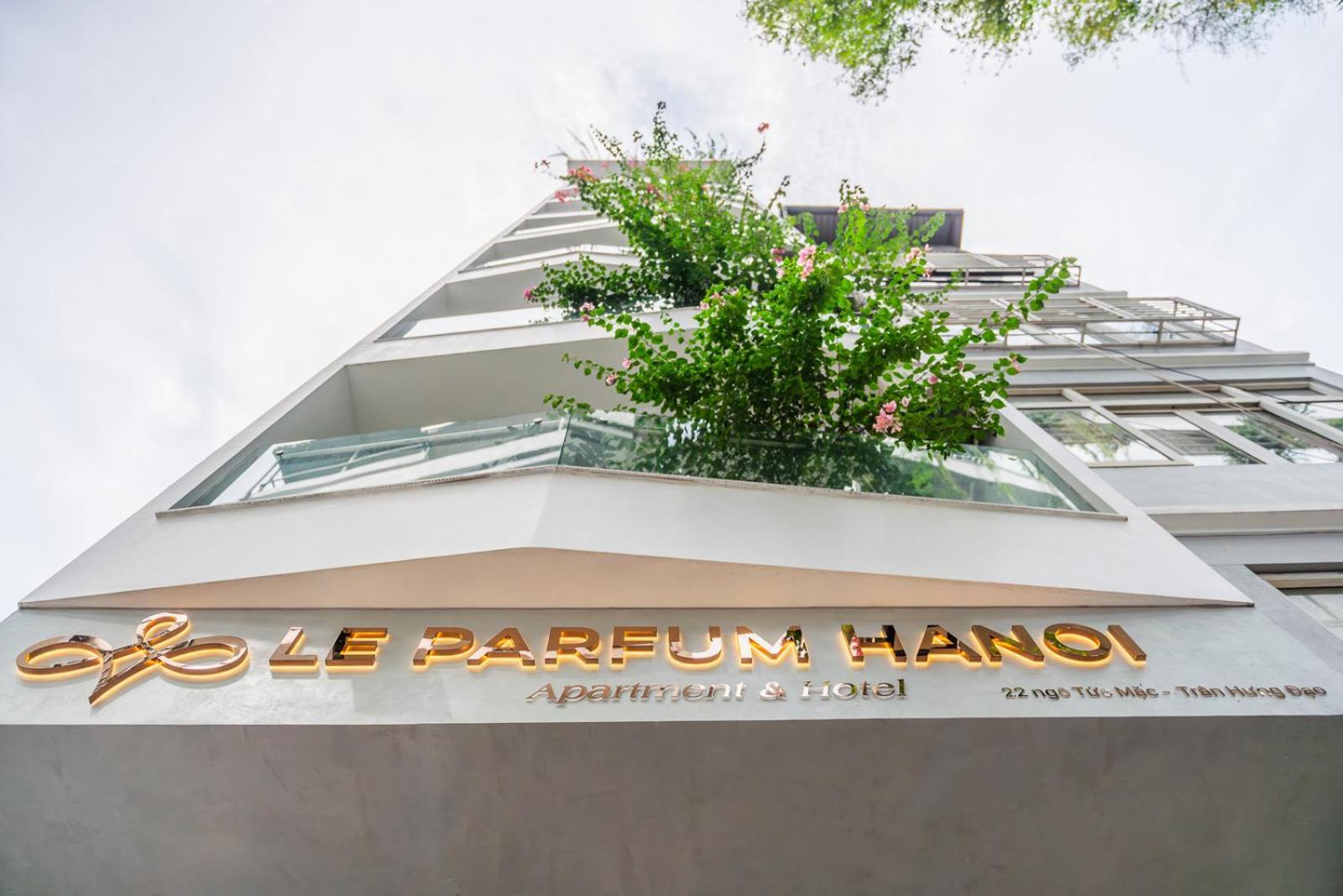 Le Parfum And Hanoï